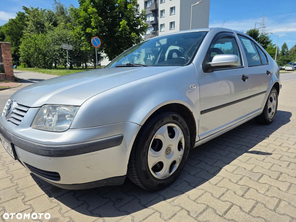 Volkswagen Bora 1.9 TDI Comfortline - 18