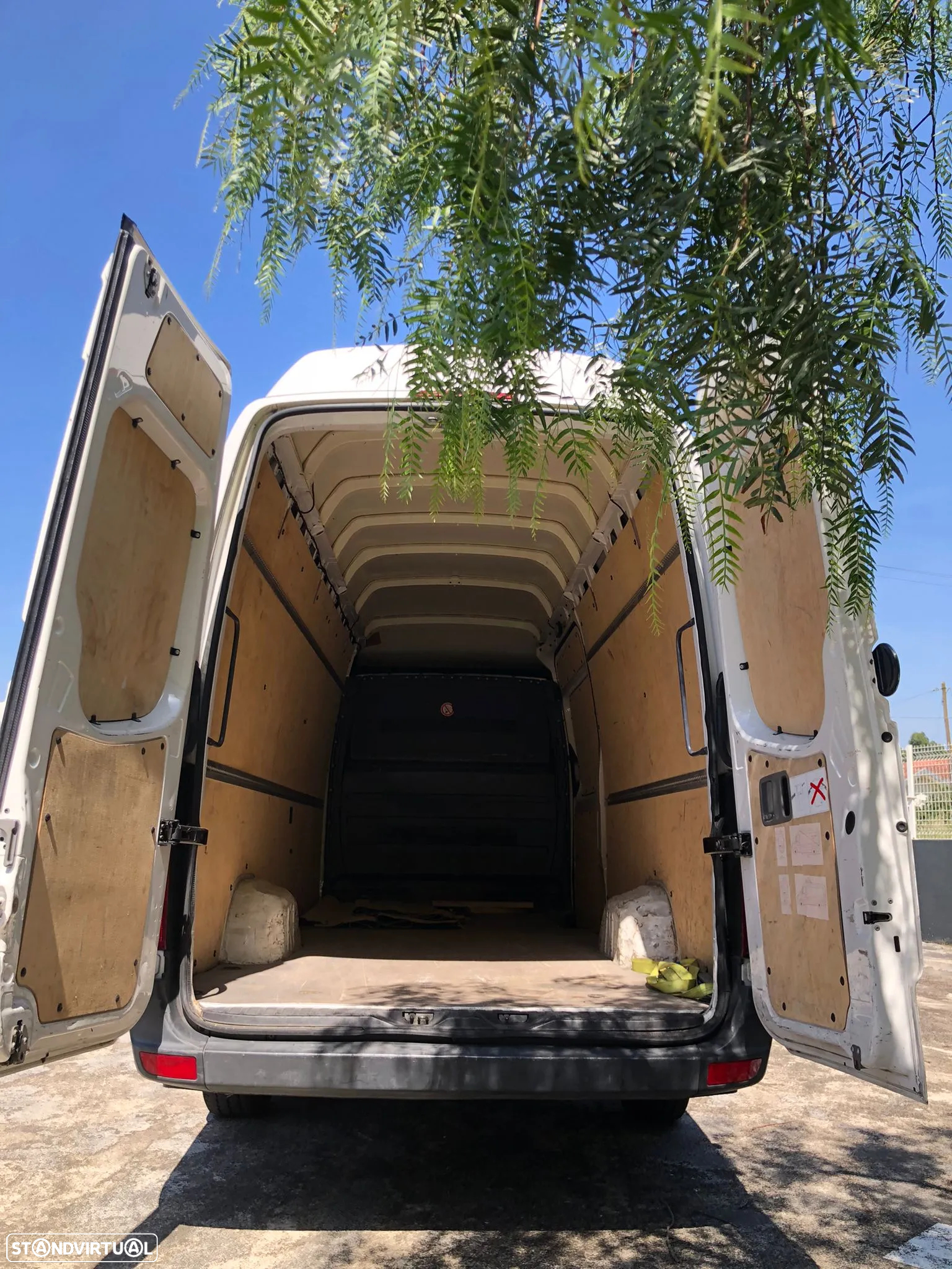 VW Crafter 35 2.0 TDi 136 CD Longa Extra - 12