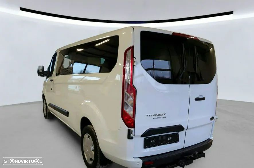 Ford Tourneo Custom - 4