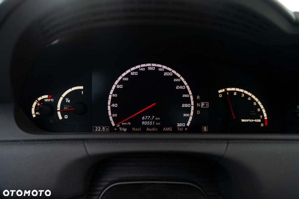 Mercedes-Benz CL 63 AMG - 7