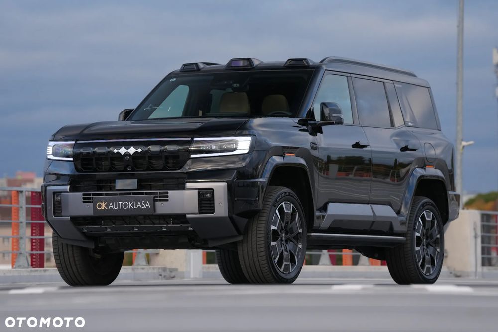 BYD Leopard 8 - 1