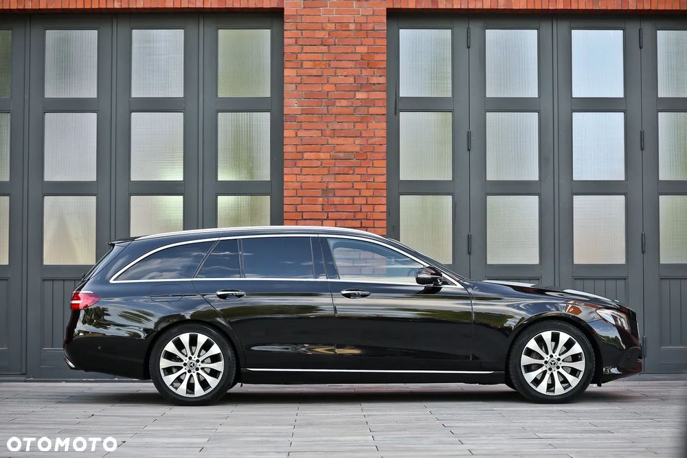 Mercedes-Benz Klasa E 220 d 4Matic All-Terrain 9G-TRONIC Avantgarde - 2