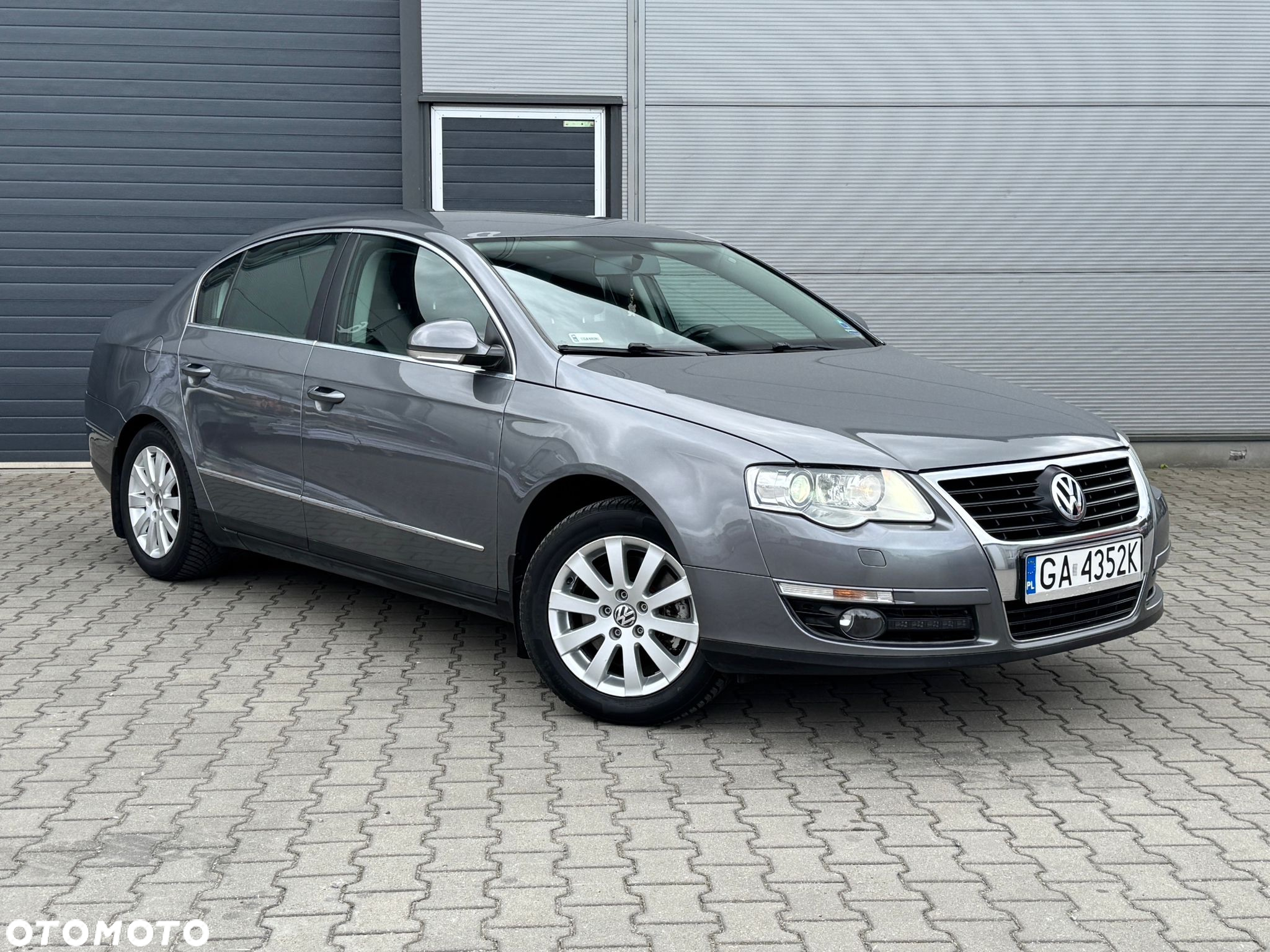 Volkswagen Passat 2.0 TDI Comfortline - 7
