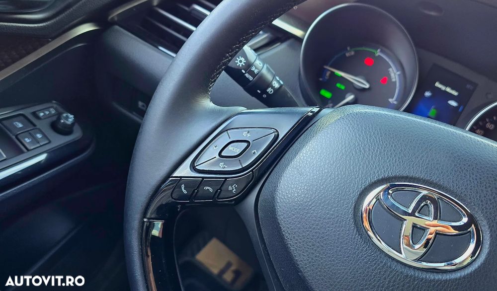 Toyota C-HR Lounge - 28