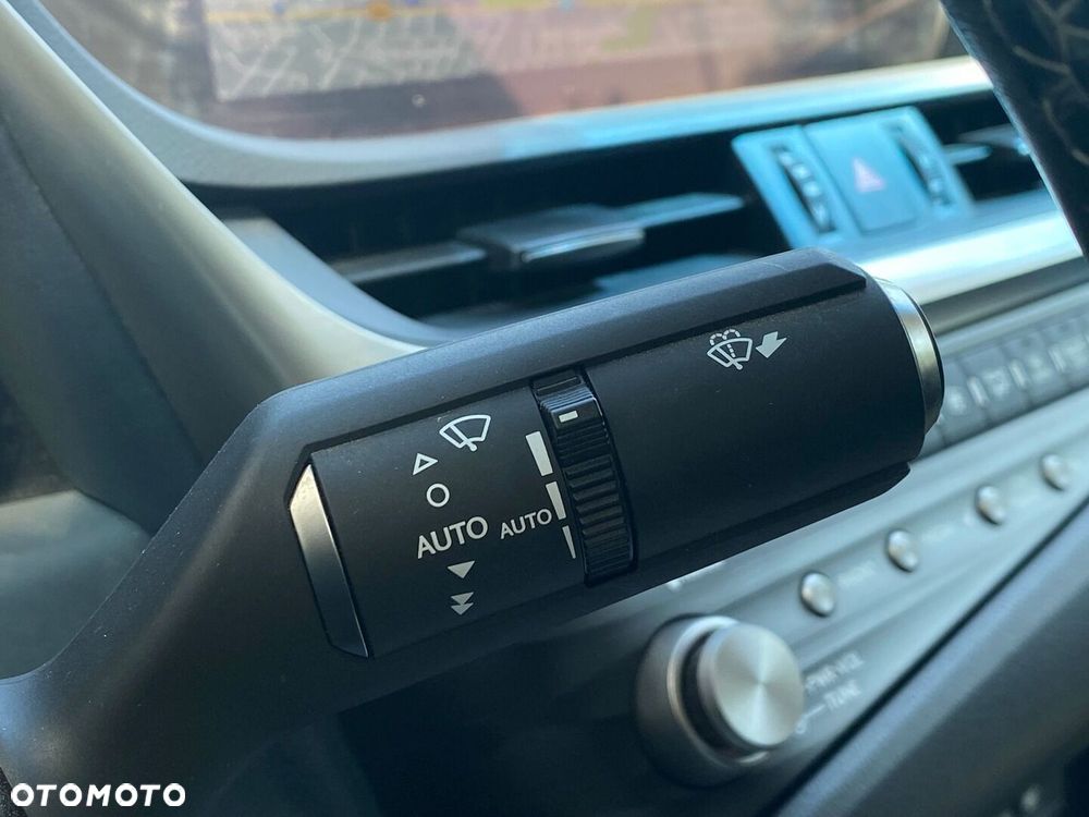Lexus ES - 26