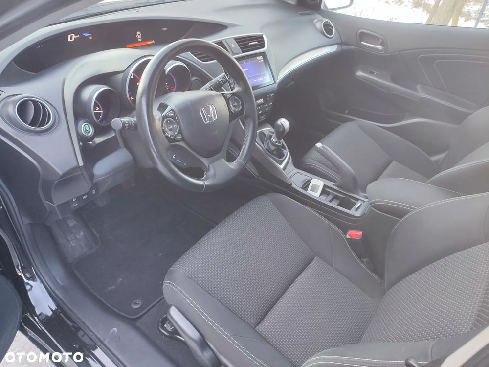 Honda Civic 1.6 i-DTEC Style Edition (Honda Connect+) - 6