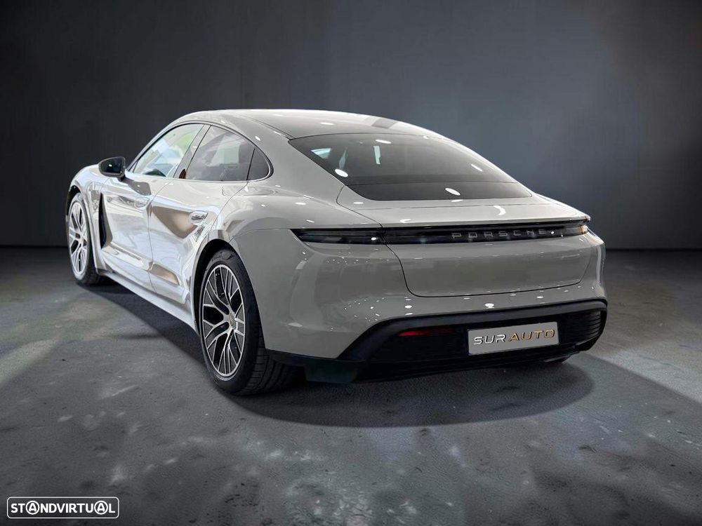 Porsche Taycan Standard - 8