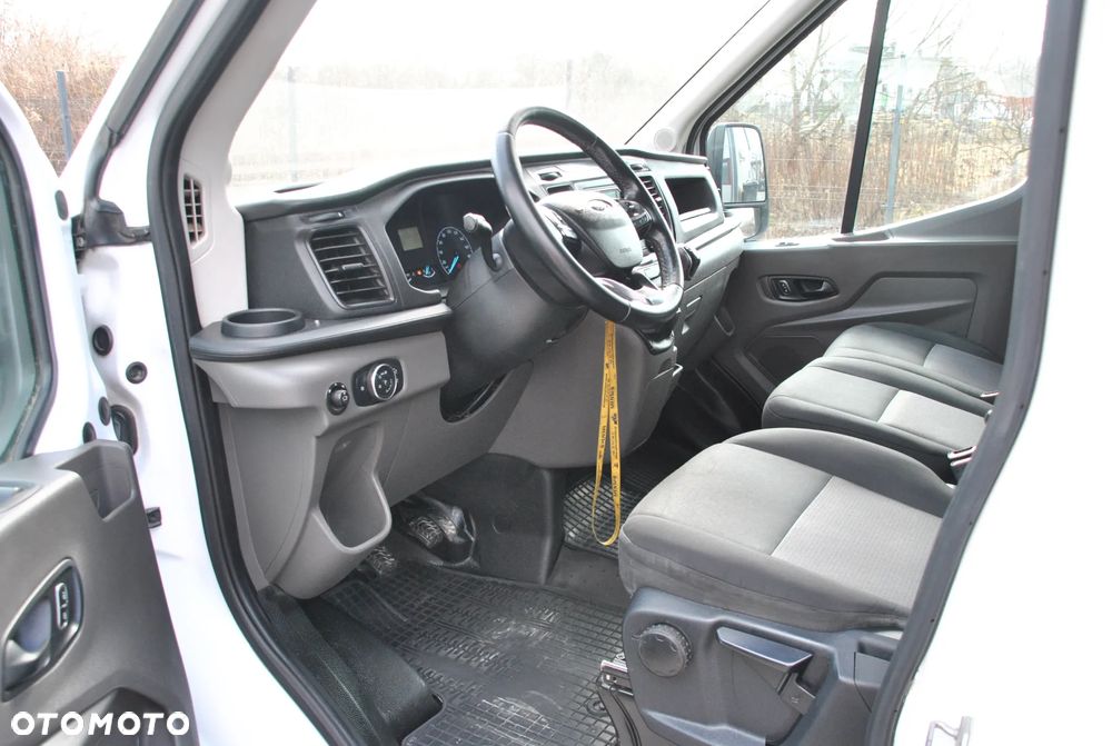 Ford Transit Brygadówka 7 Osób - 8