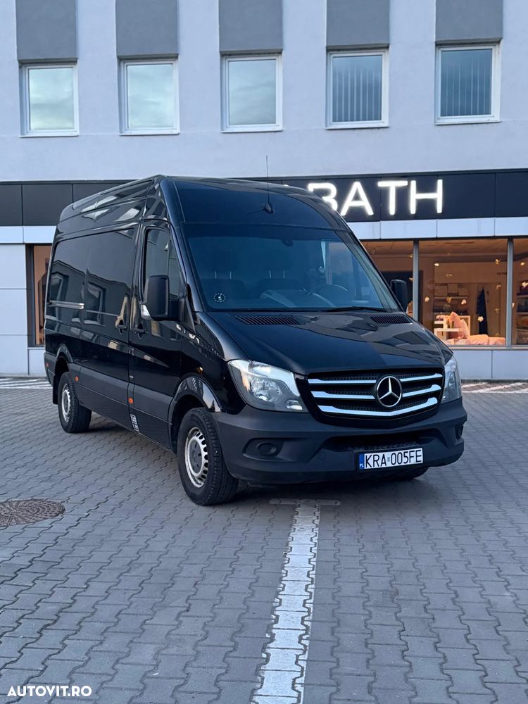 Mercedes-Benz Sprinter - 1