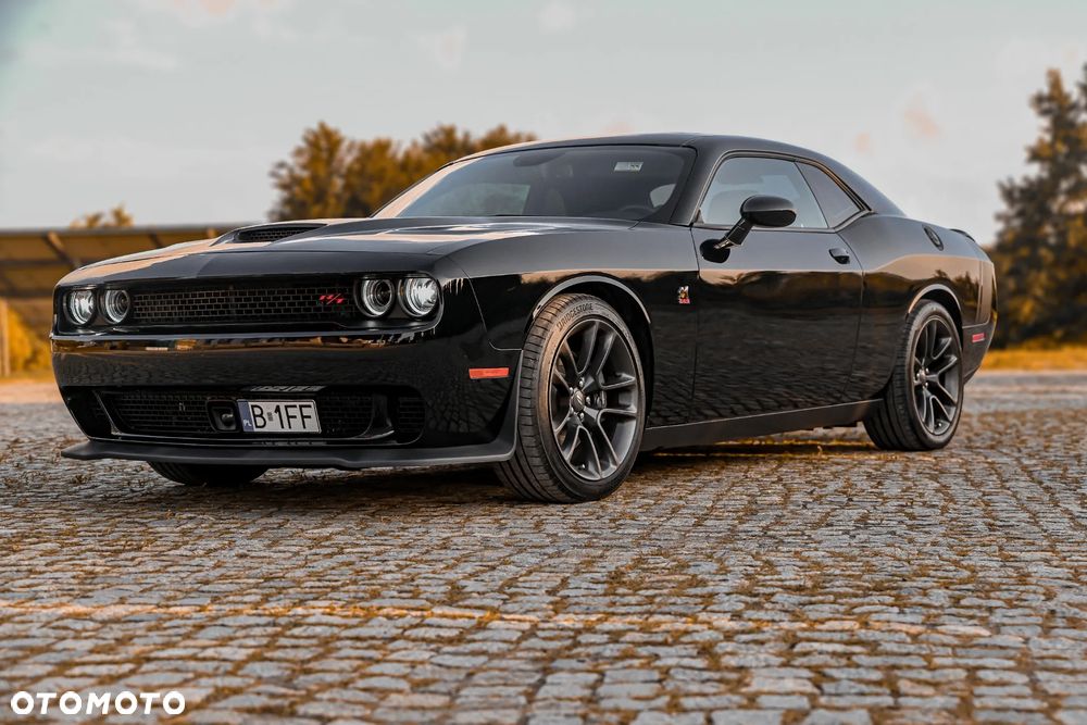 Dodge Challenger 6.4 Scat Pack - 5