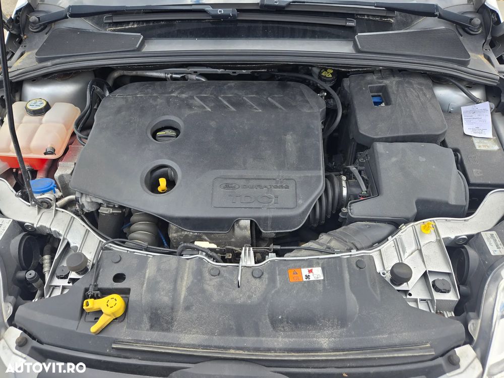 Ford Focus 1.6 TDCI DPF Trend - 11
