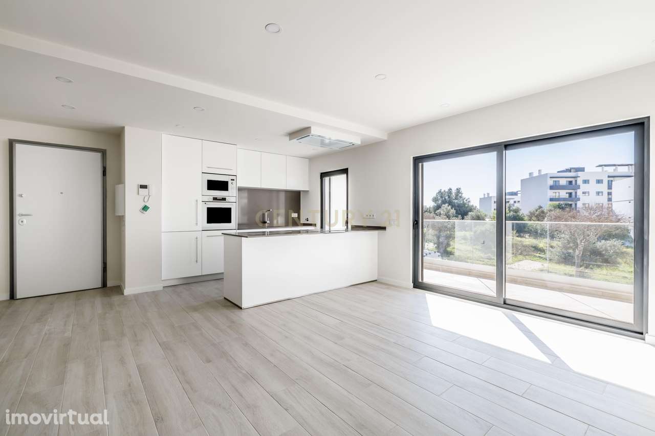 Apartamento T3 no Iris 2 – Terraços amplos, excelente exposição solar - Grande imagem: 3/25