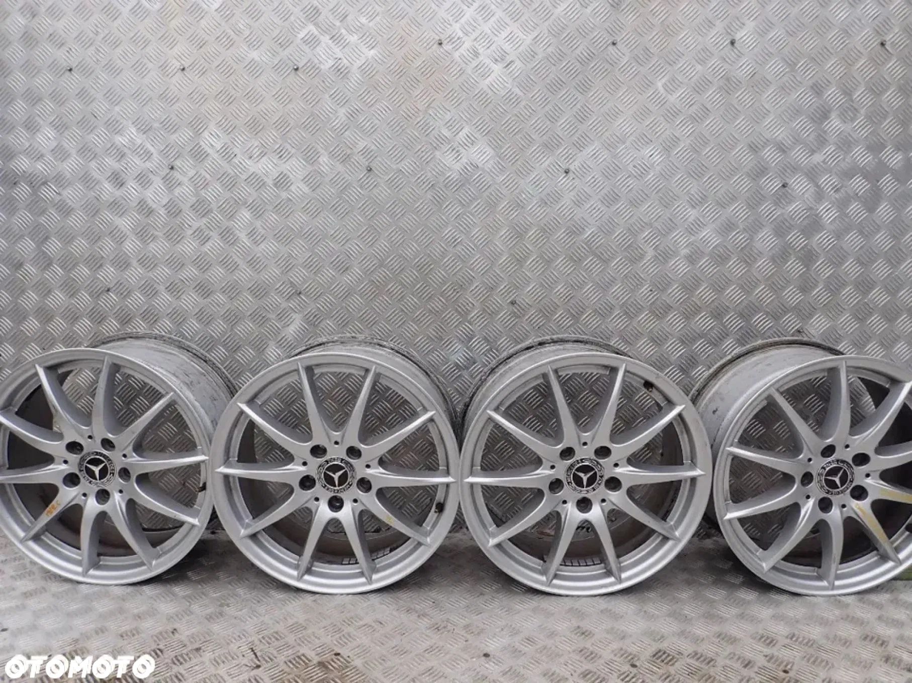 FELGI ALUMINIOWE MERCEDES 7,5JX17 ET 53 5X112 A1664010502 DOSTĘPNE 2 KOMPLETY, 1 Z KOMPLETÓW JEST Z OPONAMI 235/65/17 ZI - 1