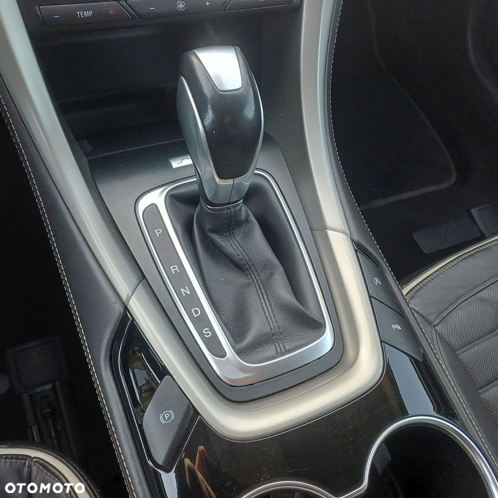 Ford Mondeo 2.0 TDCi Start-Stopp PowerShift-Aut Vignale - 12