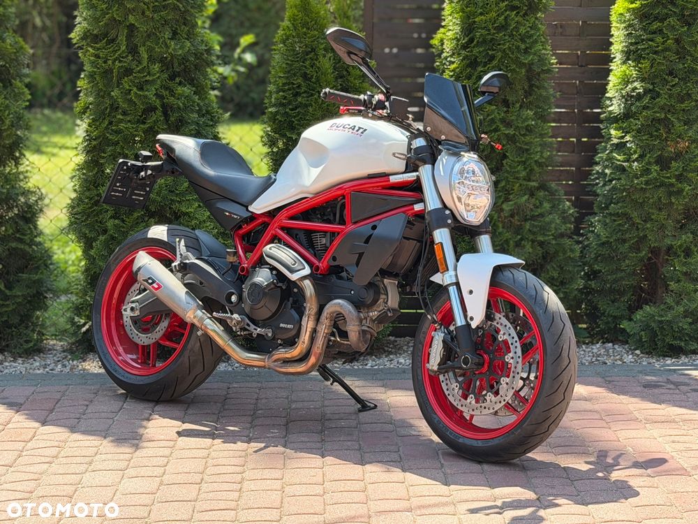 Ducati Monster - 1