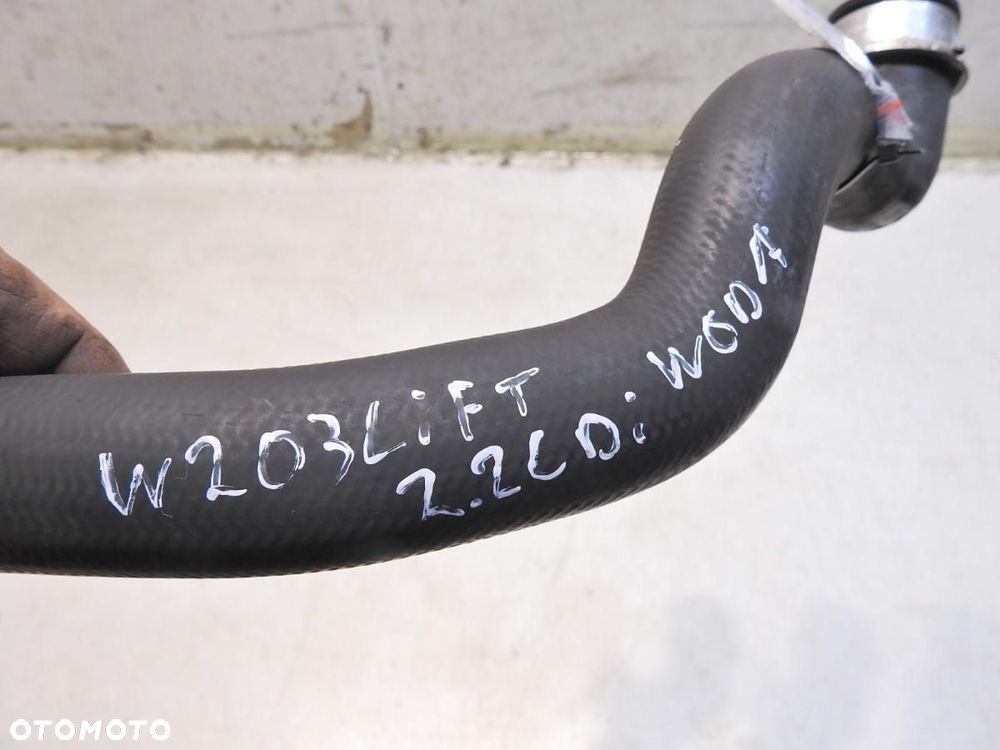 WĄŻ RURA WODY MERCEDES W203 2.2 CDI - 2