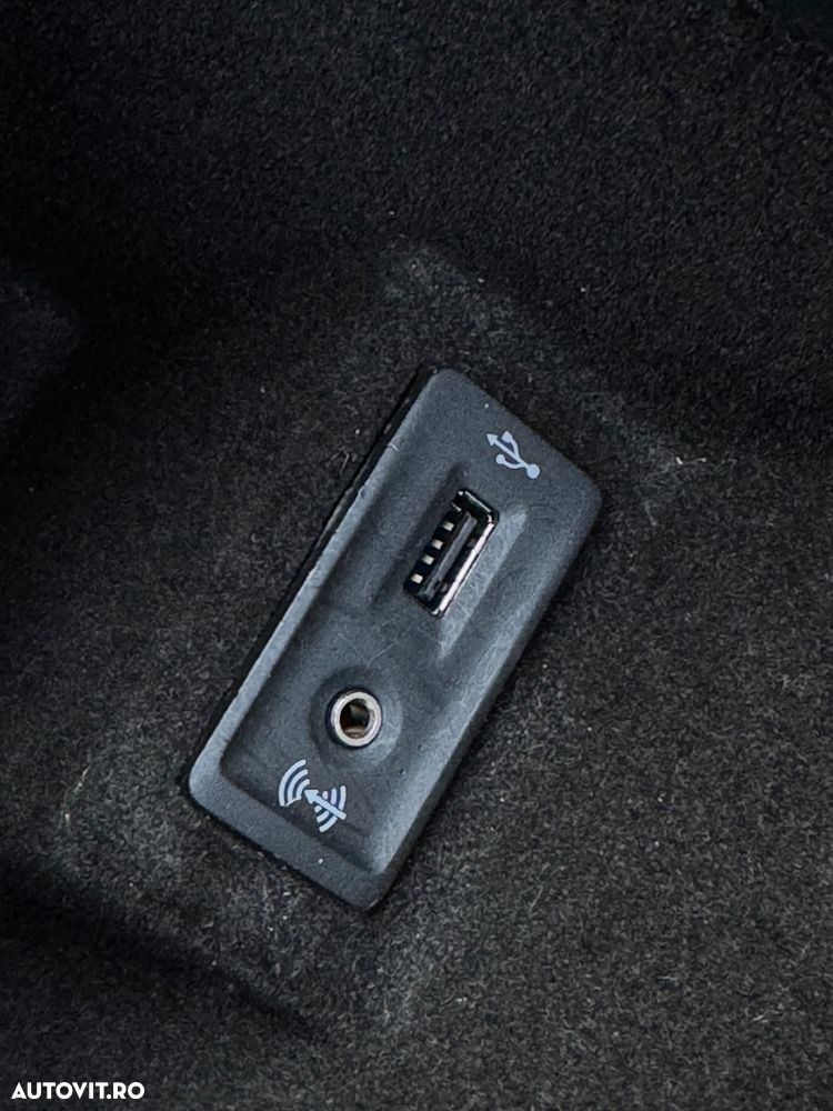 Volkswagen Passat Alltrack 2.0 TDI DSG 4Motion - 32