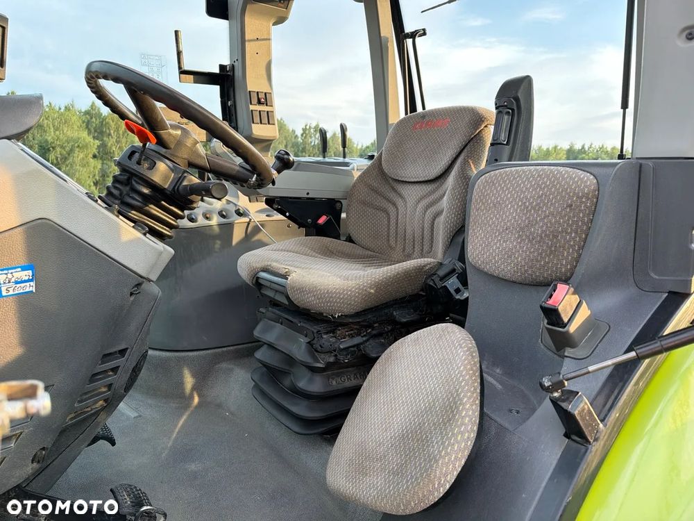 Claas ARION 610 - 13