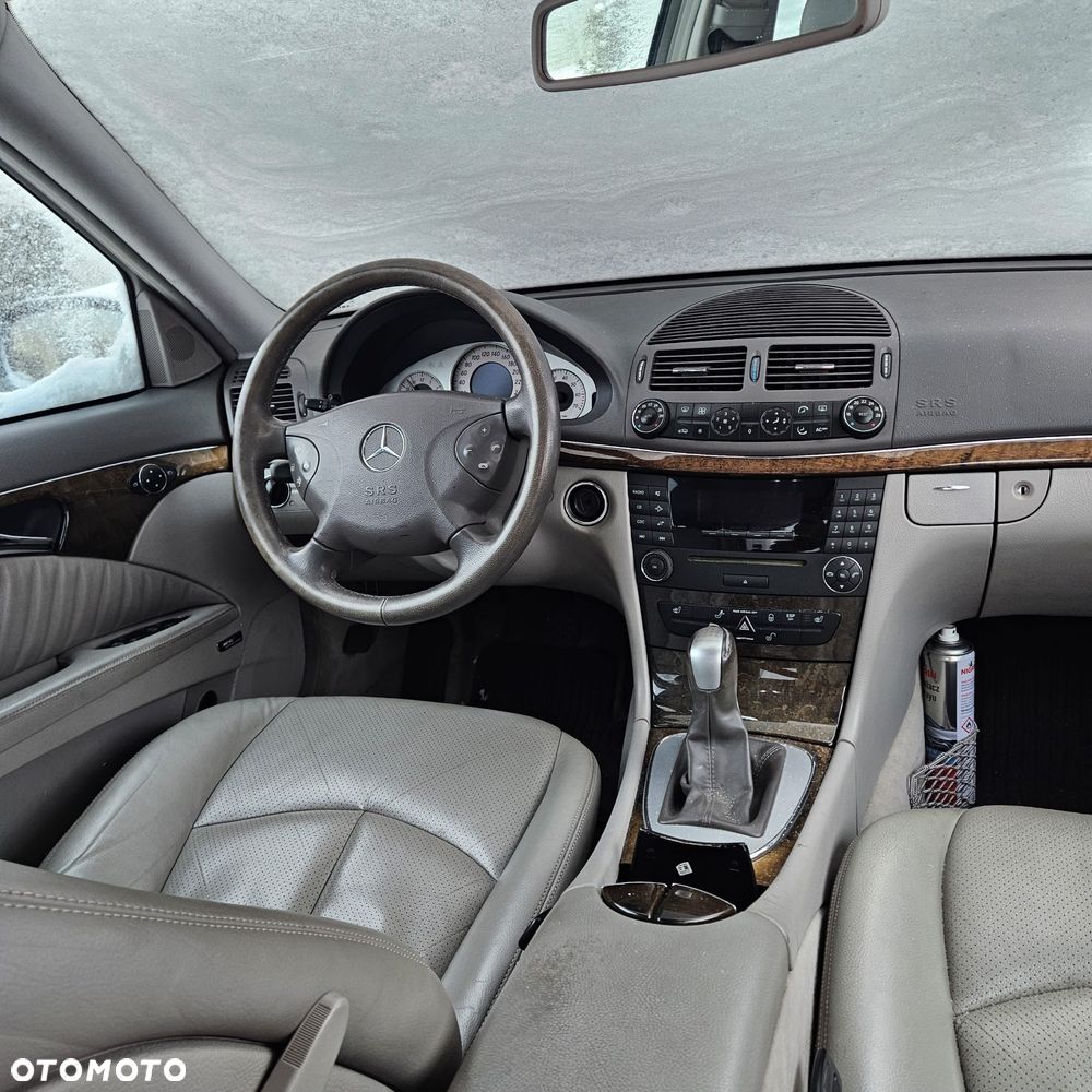 Mercedes-Benz Klasa E 200 Kompressor T Avantgarde - 6
