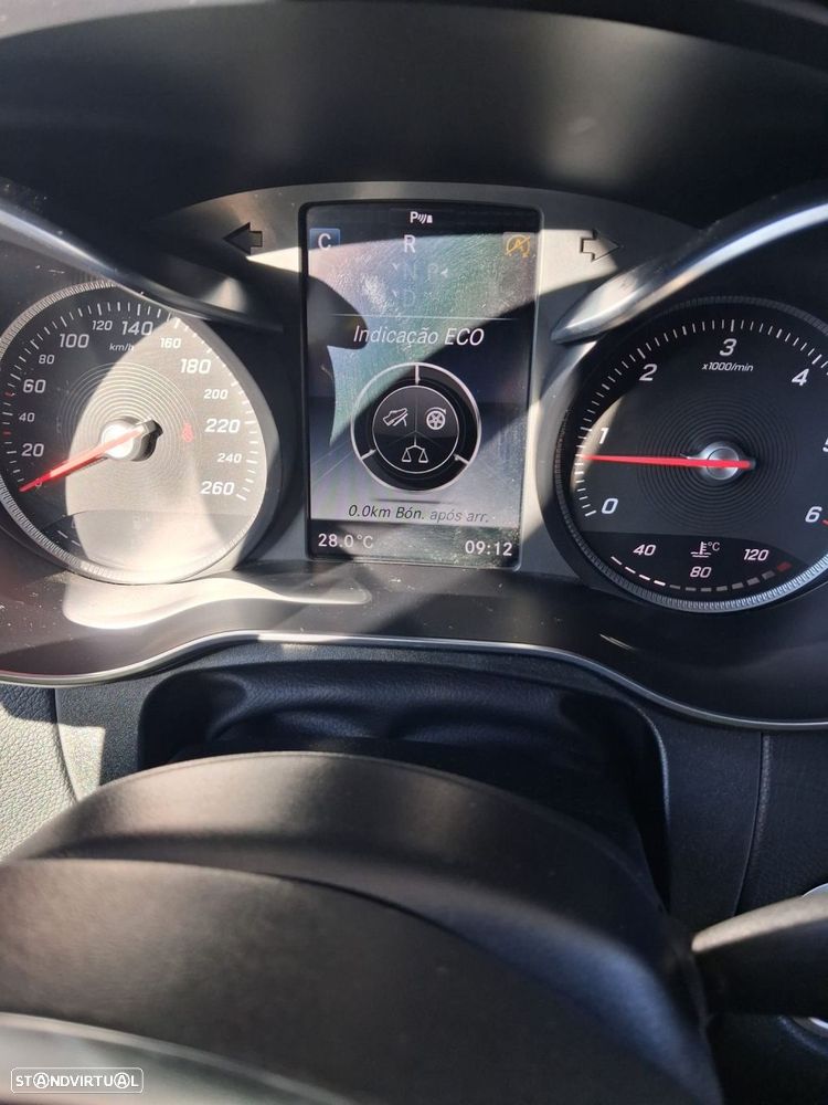 Mercedes-Benz GLC 250 d AMG Line 4-Matic - 32
