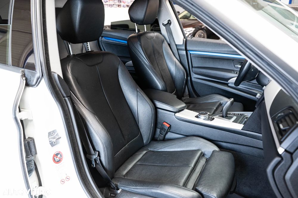 BMW Seria 3 320d Sport-Aut. - 28