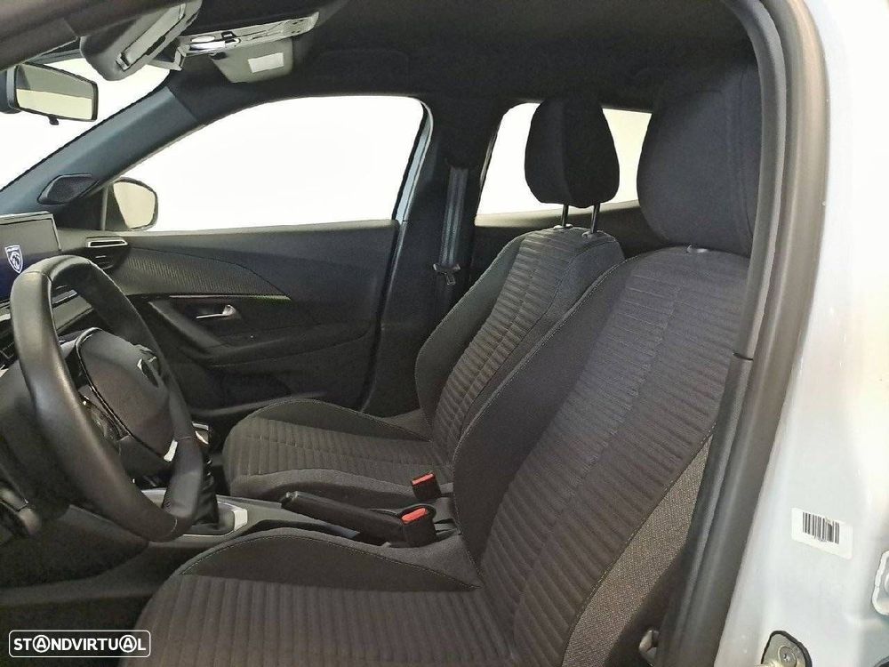 Peugeot 2008 1.2 PureTech Active - 9