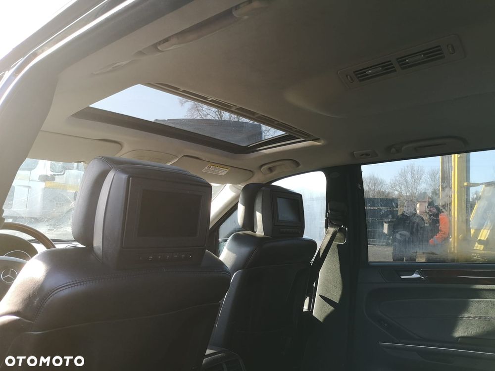 Mercedes-Benz GL 320 CDI 4Matic 7G-TRONIC - 25