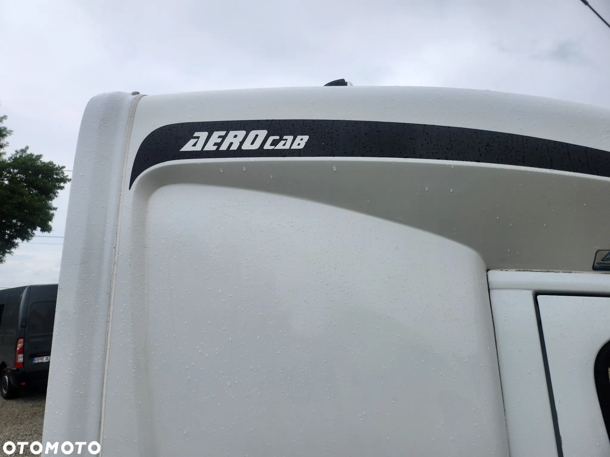 Mercedes-Benz SPRINTER - 30