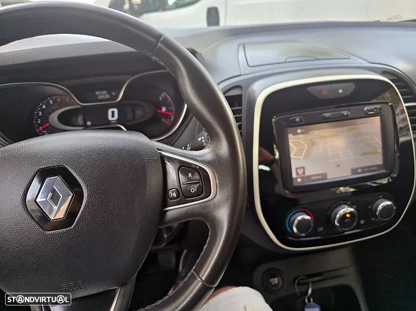 Renault Captur (ENERGY) TCe 90 INTENS - 18
