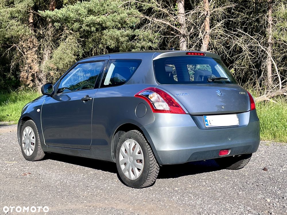 Suzuki Swift 1.2 Club - 5