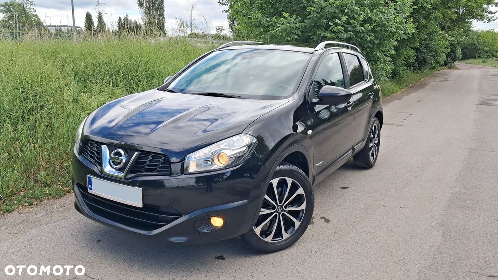Nissan Qashqai - 2