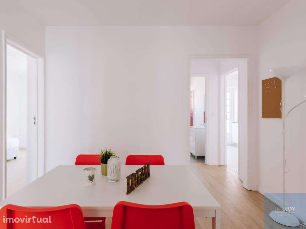 Apartamento T4 com Varanda no Último Piso em Alvalade Junto ao Camp... - Grande imagem: 3/24
