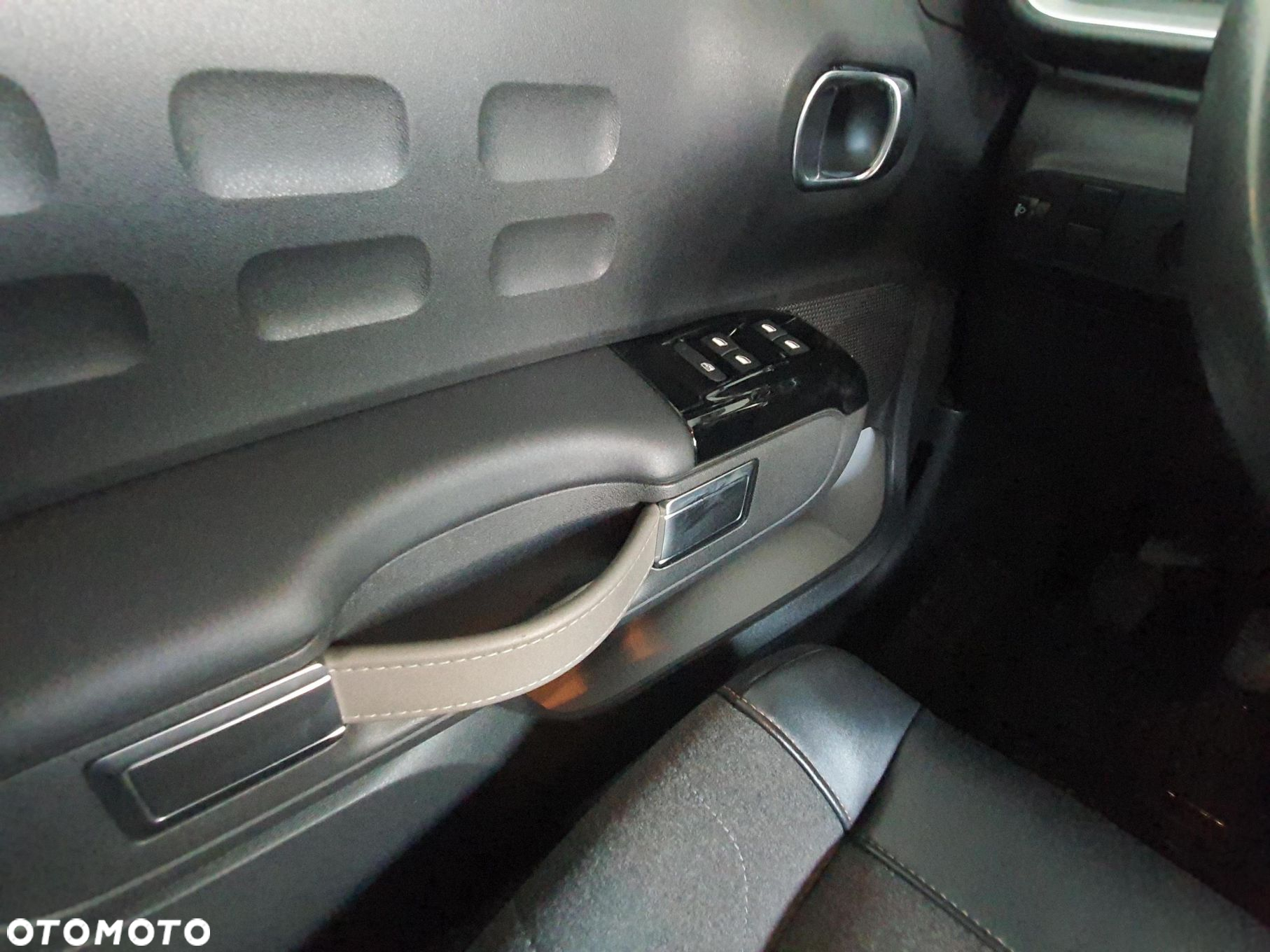 Citroën C3 1.2 PureTech Shine - 15