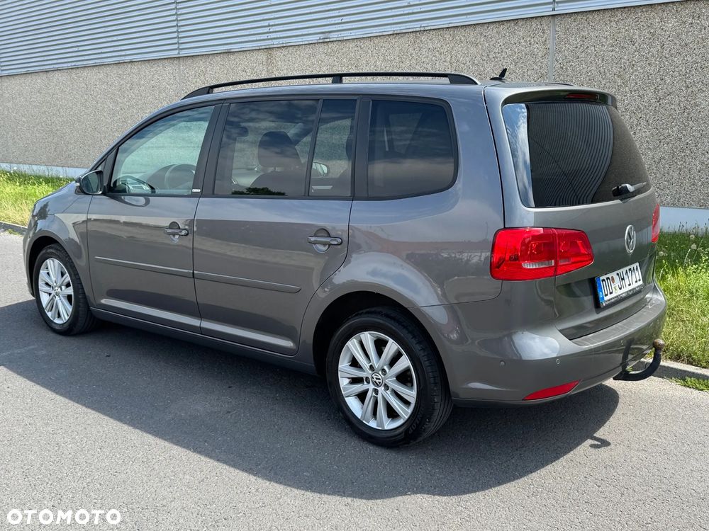 Volkswagen Touran 2.0 TDI DPF STYLE - 6