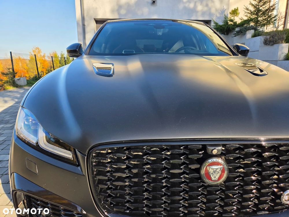 Jaguar F-Pace 5.0 V8 P550 AWD SVR - 13