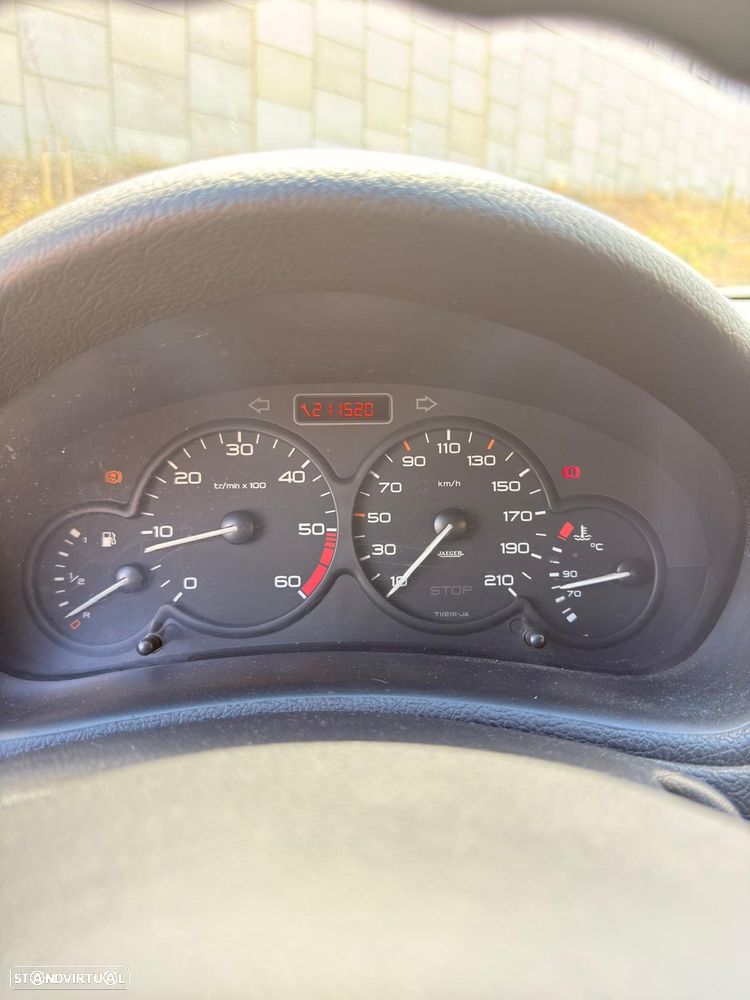 Peugeot 206 1.4 HDi XR - 11