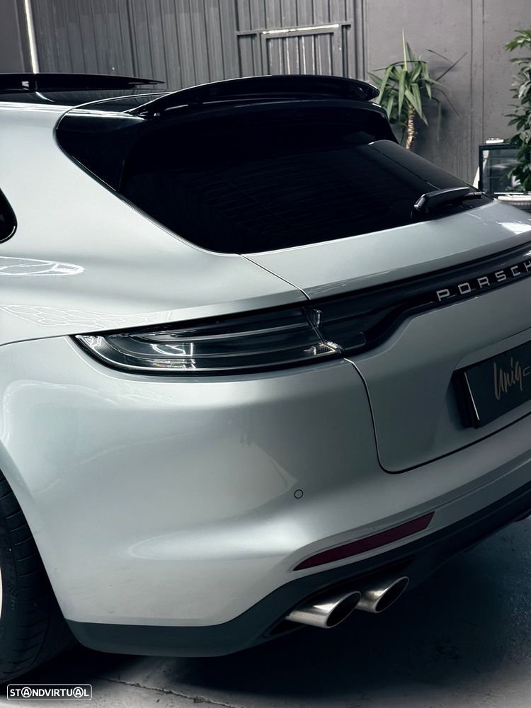 Porsche Panamera Sport Turismo 4S E-Hybrid - 8