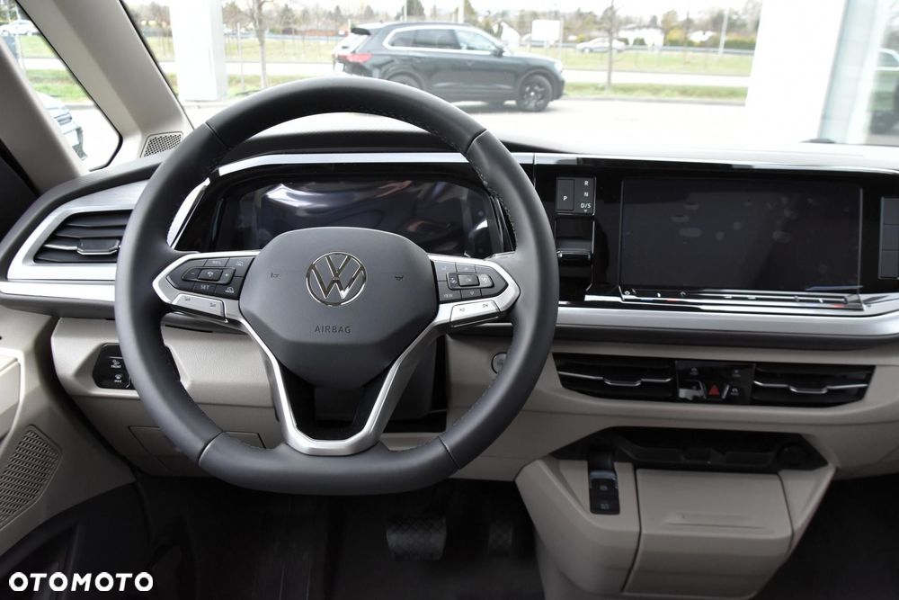 Volkswagen Multivan - 20