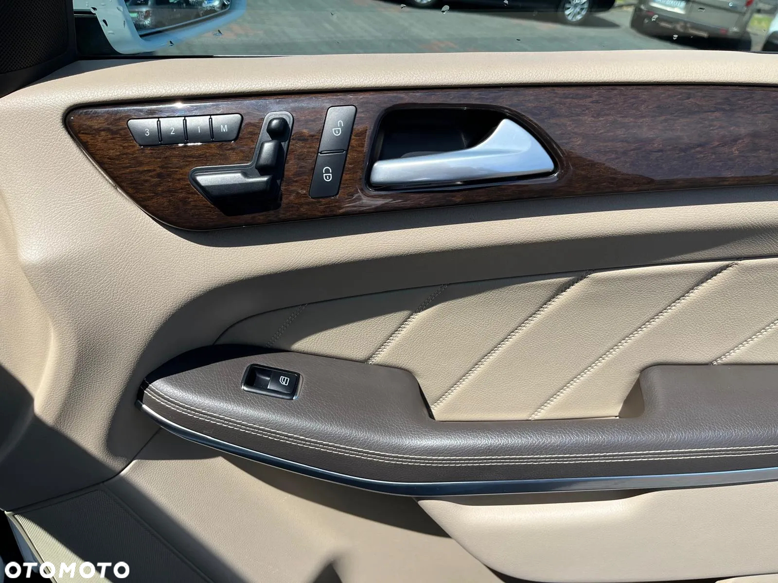 Mercedes-Benz GL 500 4-Matic - 25