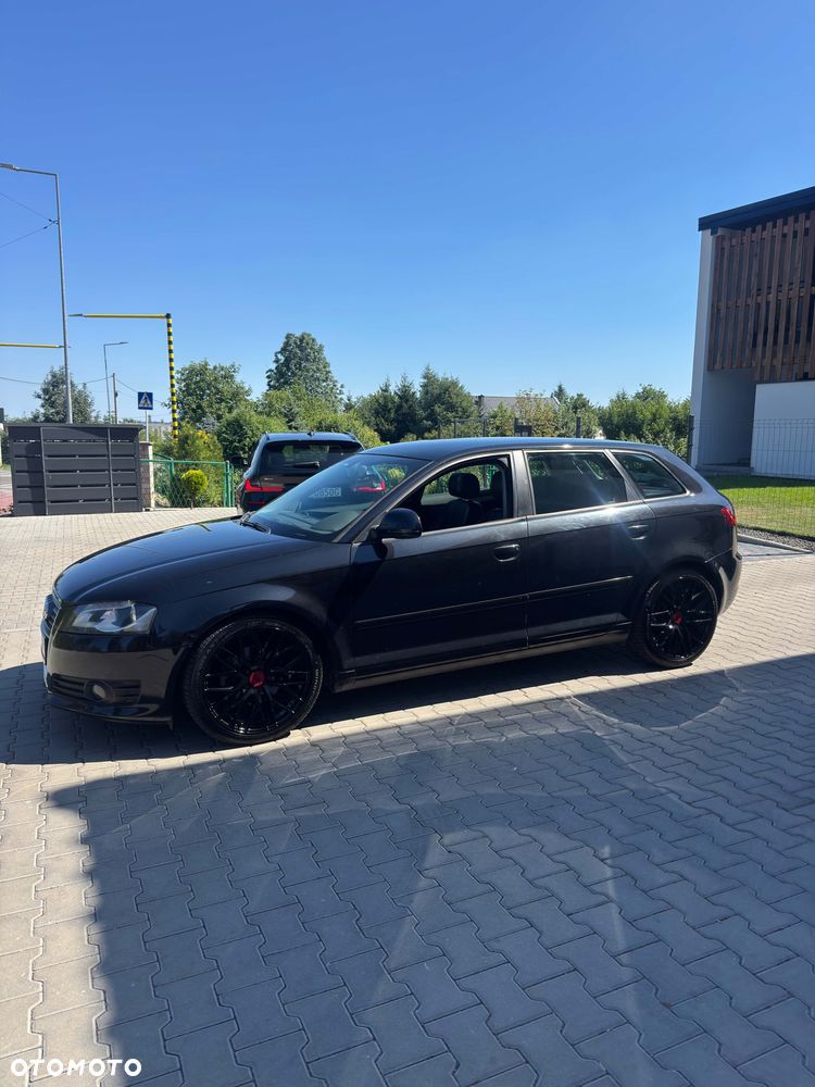 Audi A3 Sportback 2.0 TDI DPF Ambiente - 3