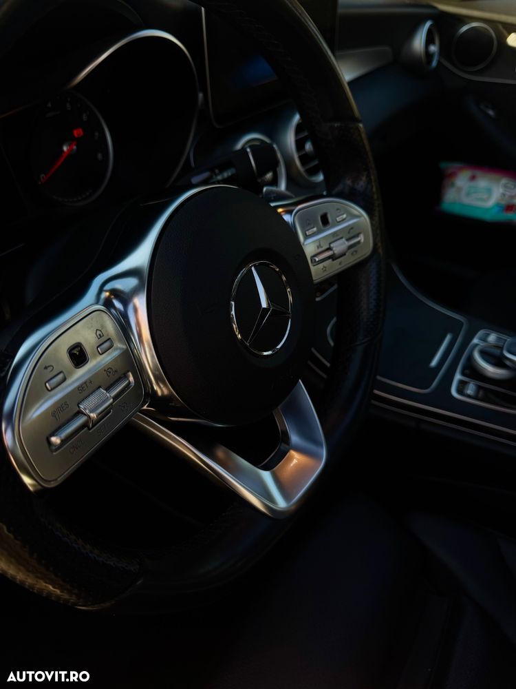 MERCEDES-BENZ C-Class 2020 — imagine 3