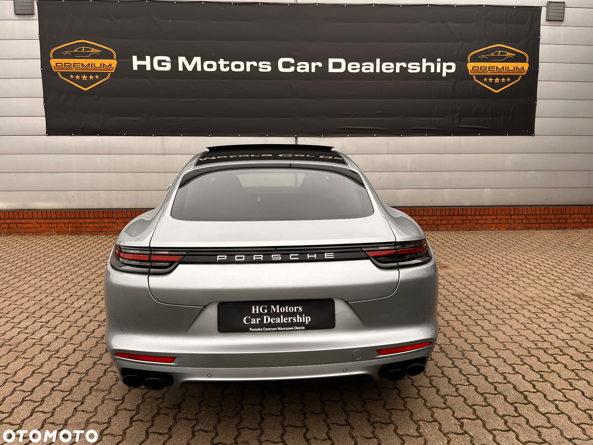 Porsche Panamera 4 - 11