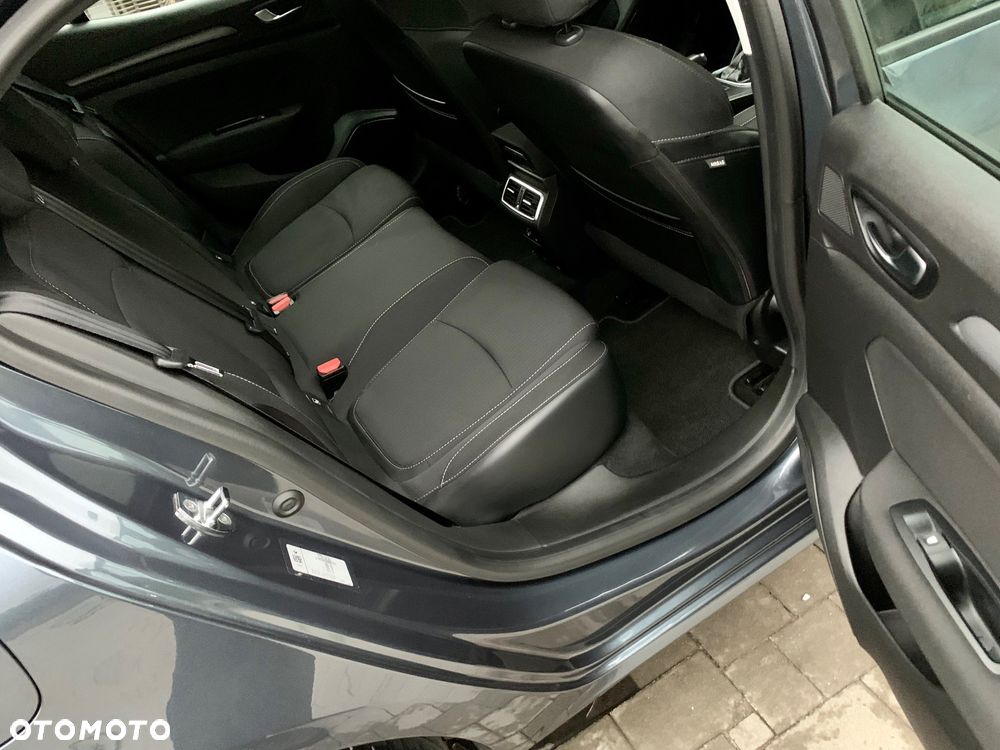 Renault Megane TCe 140 GPF EDC TECHNO - 12