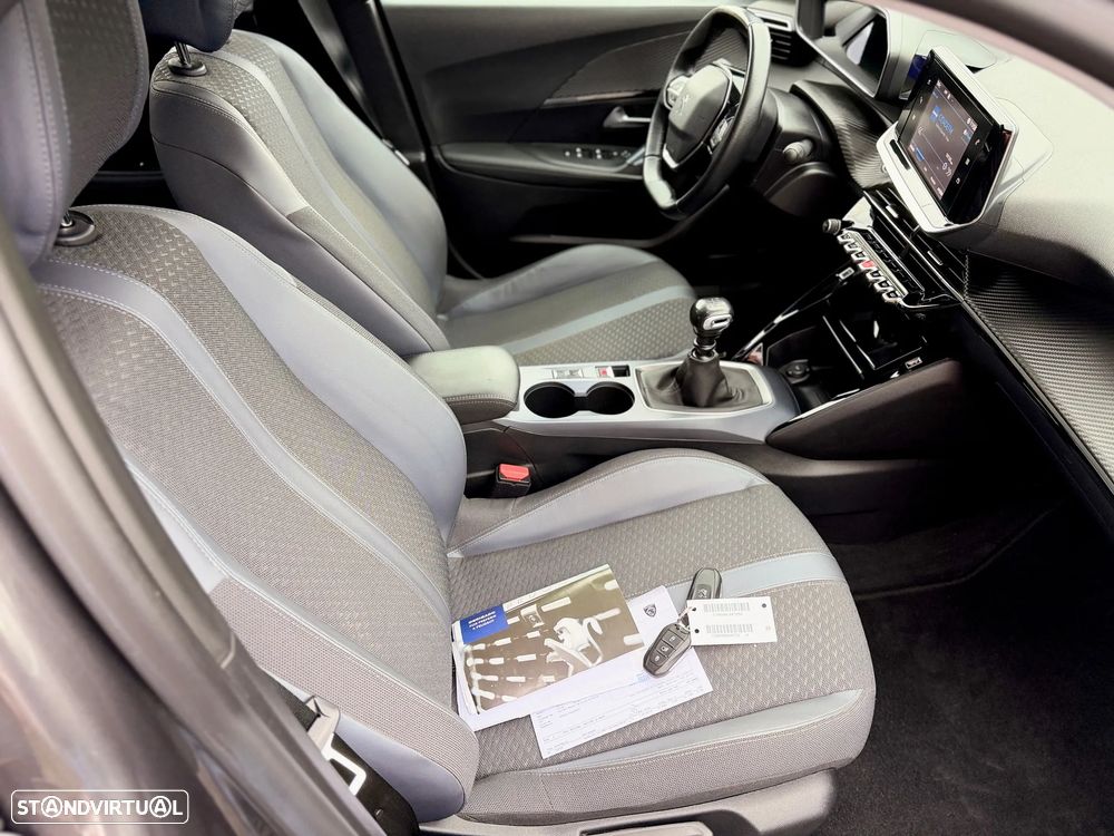 Peugeot 2008 1.2 PureTech Allure - 9