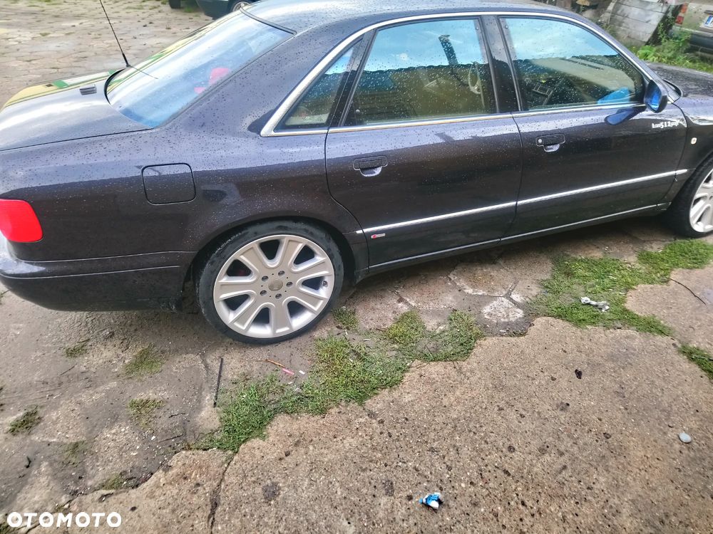 Audi A8 - 23