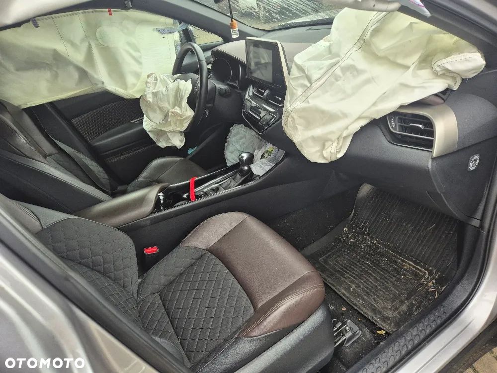 Toyota C-HR 1.8 Hybrid Prestige - 16