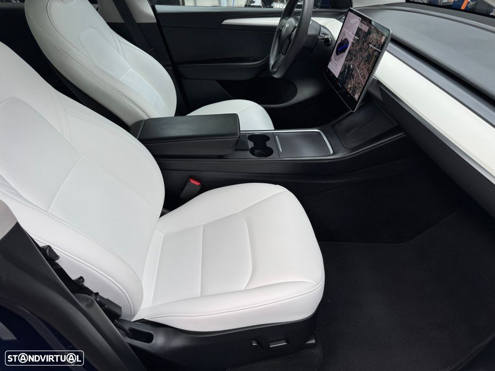Tesla Model Y Tração Traseira - 41