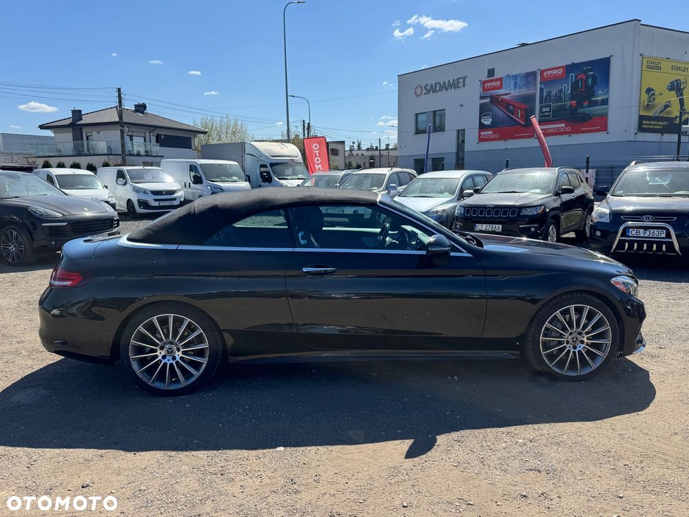 Mercedes-Benz Klasa C 300 9G-TRONIC - 32