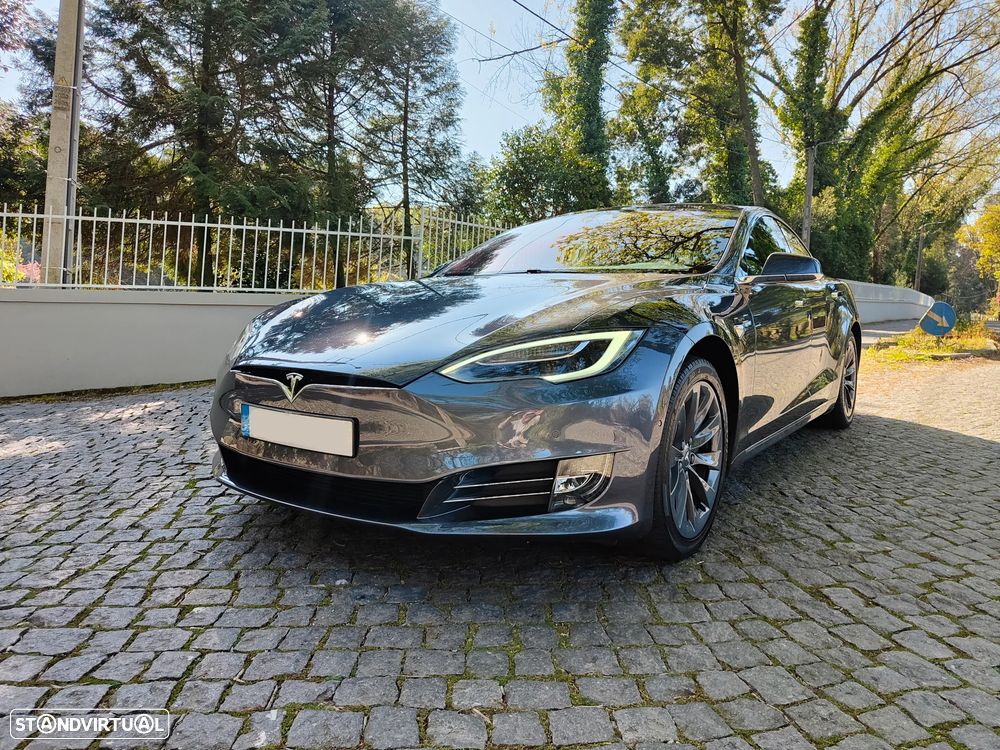 Tesla Model S Long Range AWD - 28