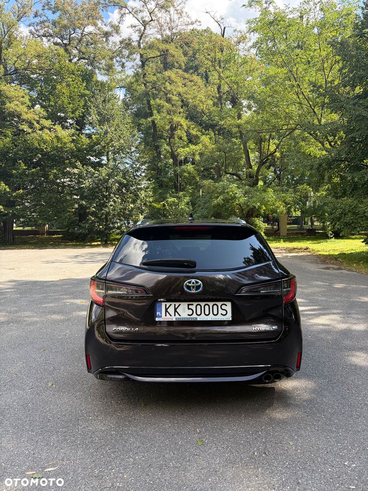 Toyota Corolla 2.0 Hybrid Executive - 6